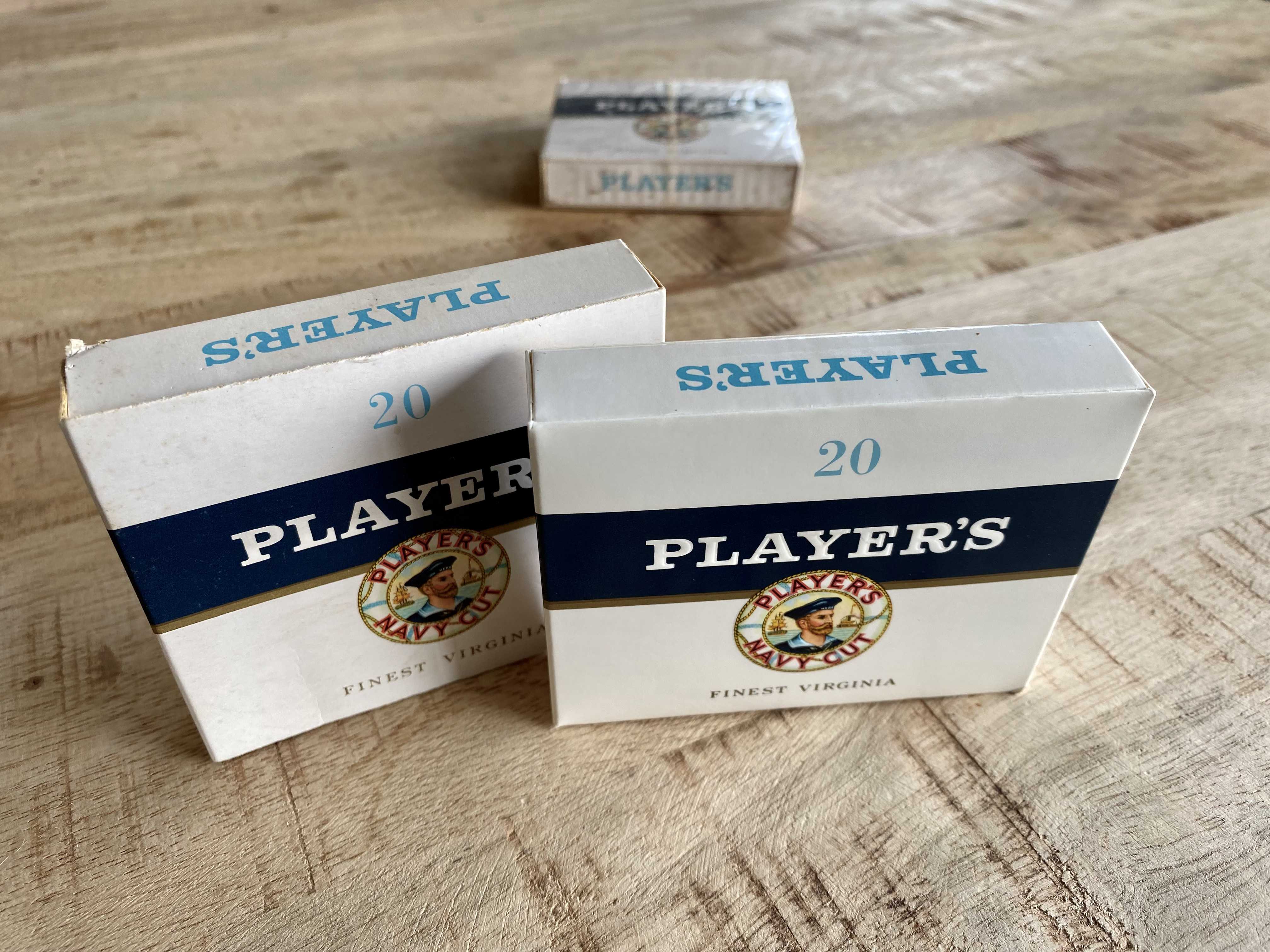 Player's Navy Cut 13