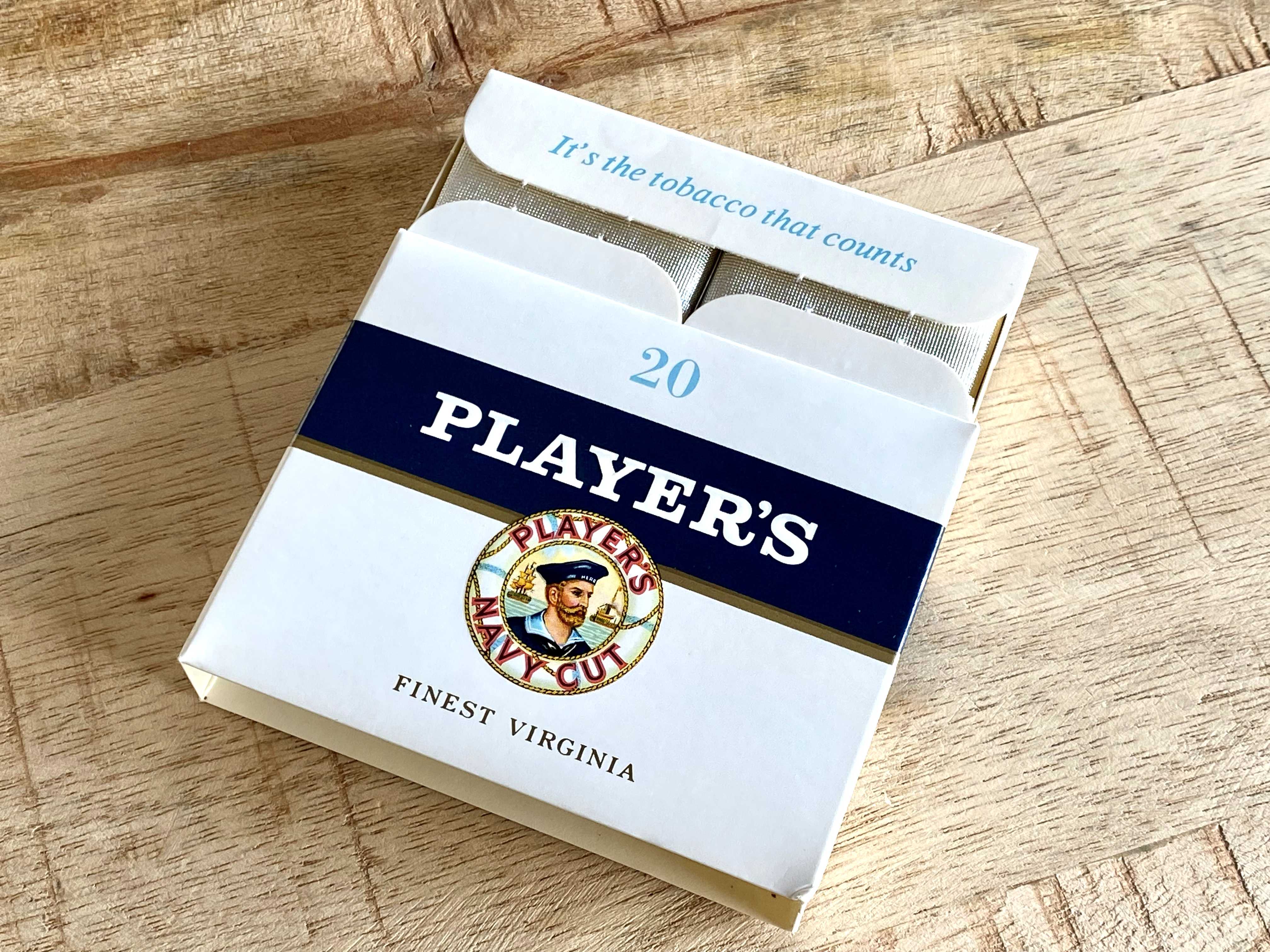 Player's Navy Cut 17